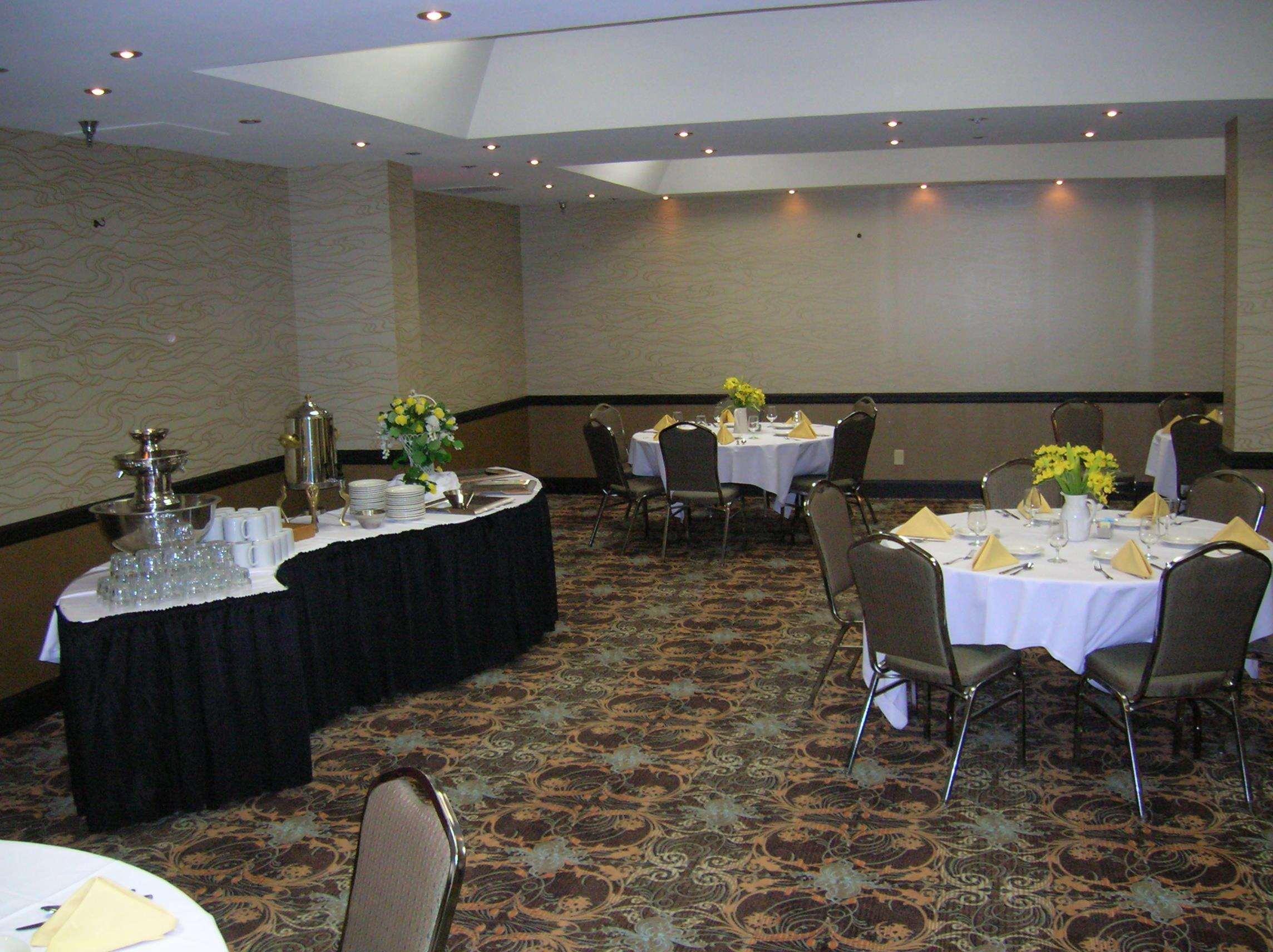 Embassy Suites By Hilton Kansas City Overland Park Exteriör bild