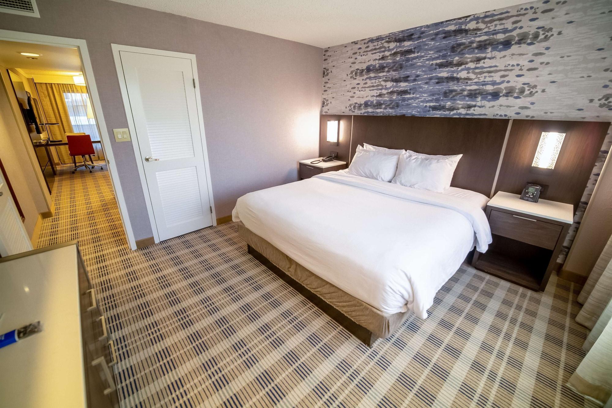 Embassy Suites By Hilton Kansas City Overland Park Exteriör bild