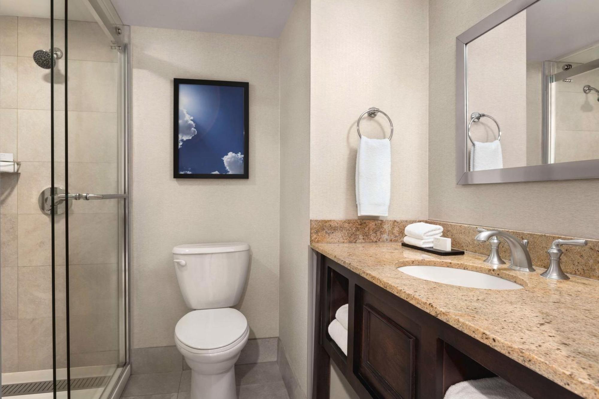 Embassy Suites By Hilton Kansas City Overland Park Exteriör bild