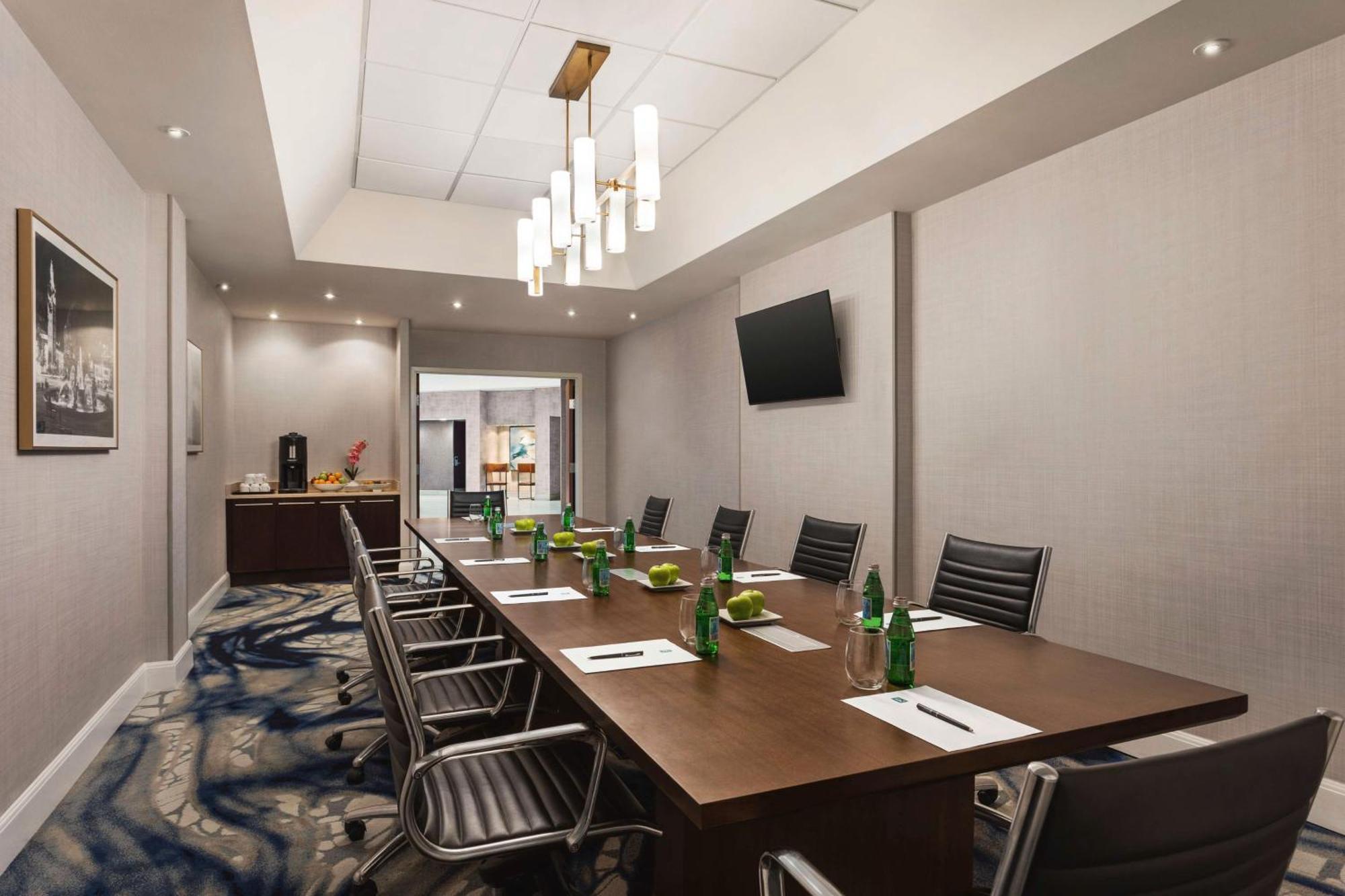 Embassy Suites By Hilton Kansas City Overland Park Exteriör bild