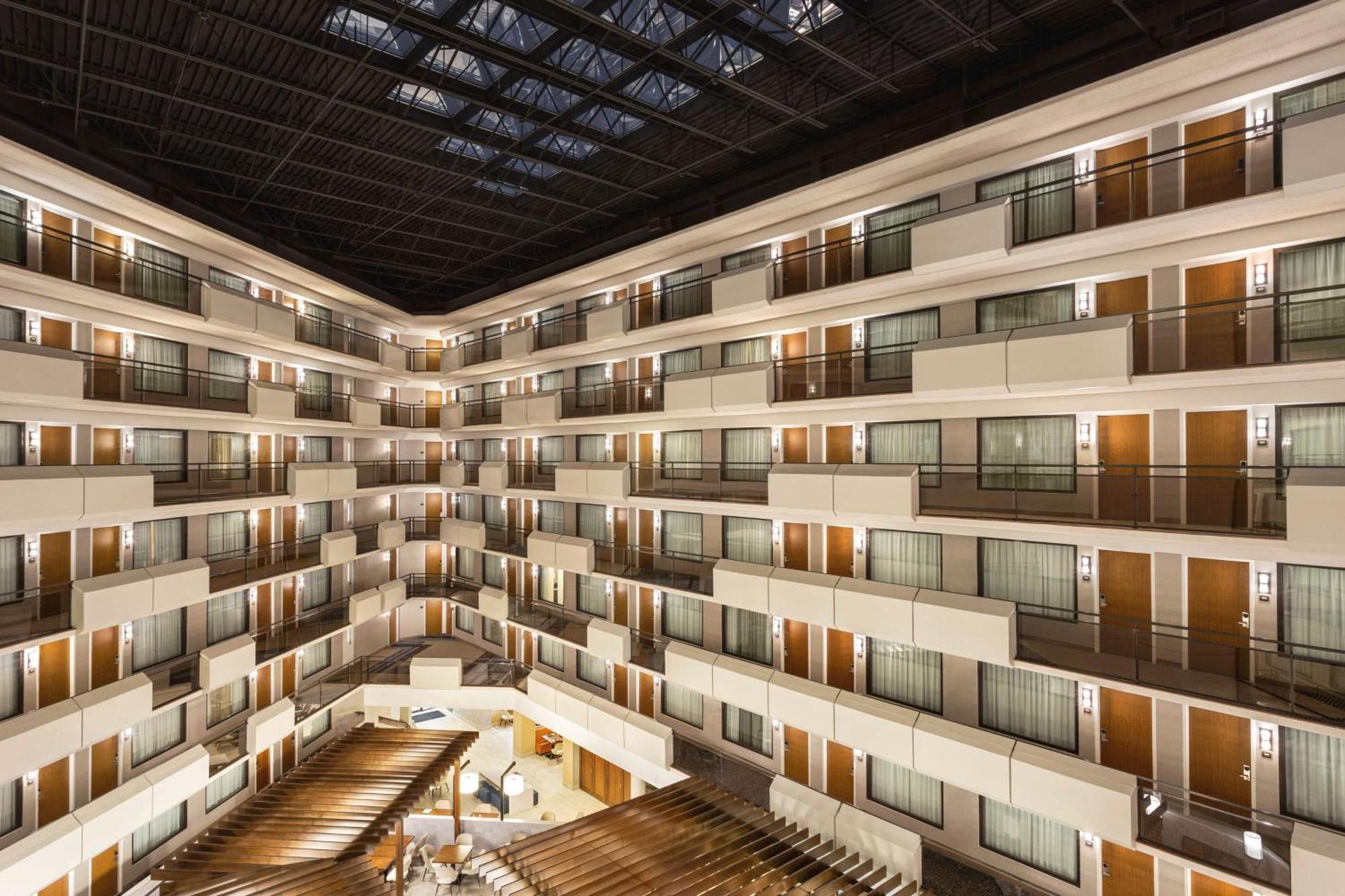 Embassy Suites By Hilton Kansas City Overland Park Exteriör bild